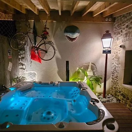 Le Petit Chalet De Planaz *